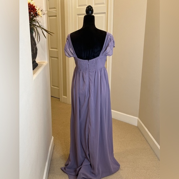 Elegant Lavender Chiffon Gown size L - Picture 2 of 6